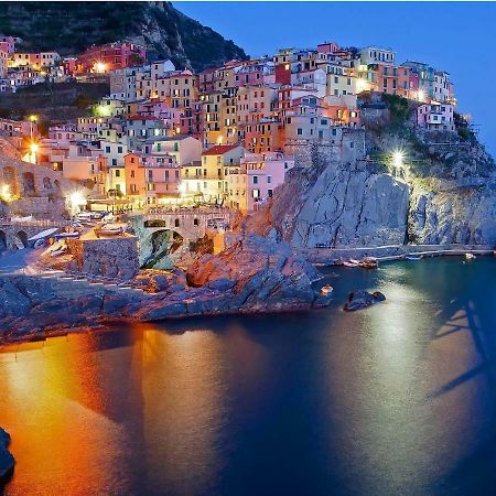 Casetta Romantica Viola Lerici Eksteriør bilde