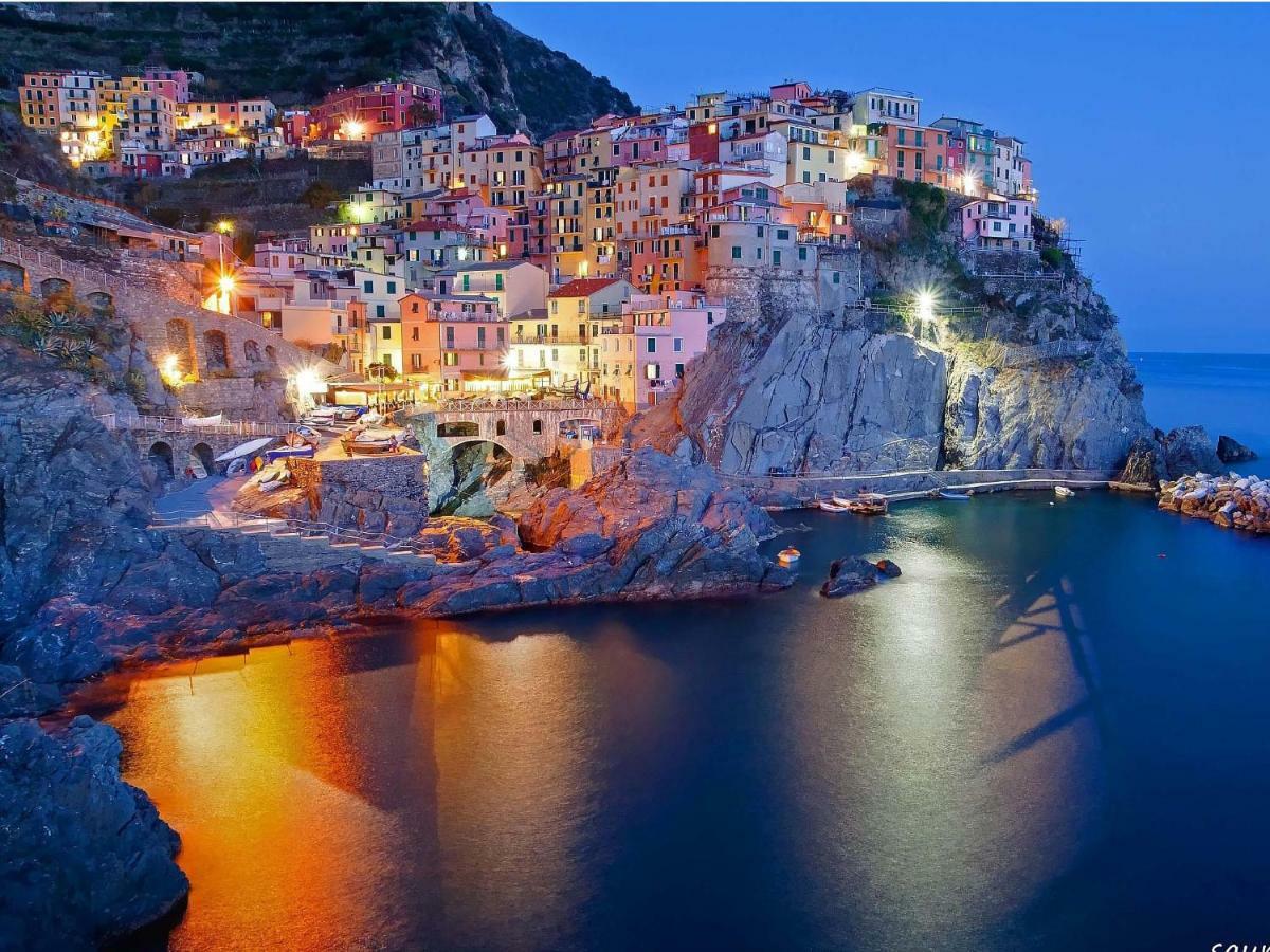 Casetta Romantica Viola Lerici Eksteriør bilde